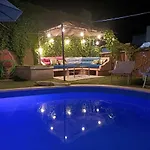 Maison Belle Epoque & With Pool Apartament *