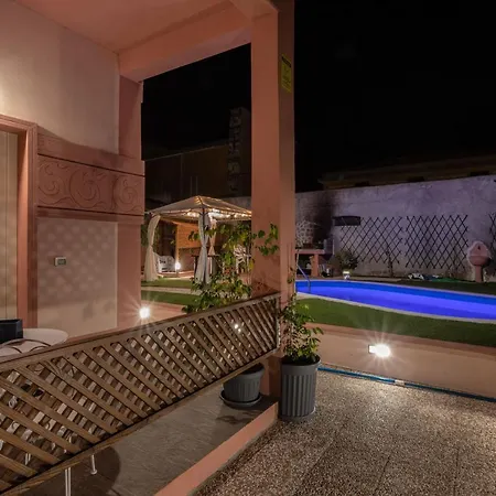 Maison Belle époque&suites Apartamento